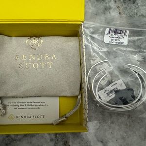 BRAND NEW Kendra Scott Tiana Cuff Bracelet Set (3)